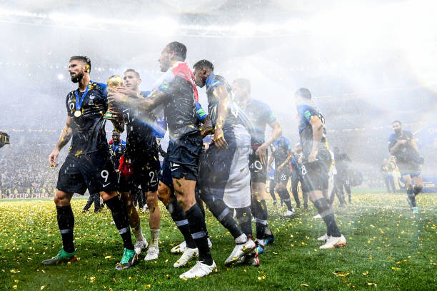 打比赛逐渐 打比赛逐渐