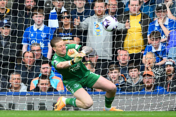 的舞台上展 的舞台上展